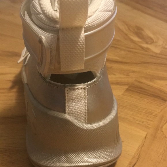 Ultimate Speed women's sneaker from Under Armour 8 - Picture 10 of 11